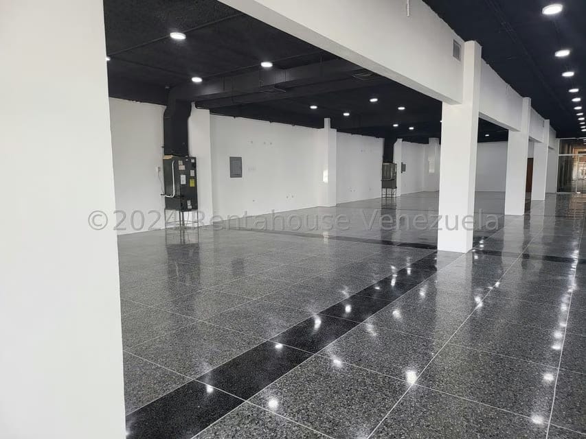 Comercial (Local Comercial) en Alquiler en Avenida 34, Zulia - 7