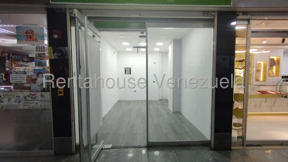 Comercial (Local Comercial) en Alquiler en Colinas de Valle Arriba, Distrito Metropolitano