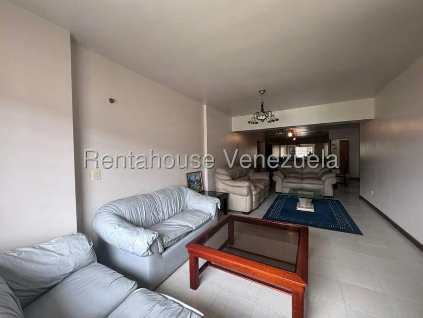 Apartamento (1 Nivel) en Venta en El Cigarral, Distrito Metropolitano - 14
