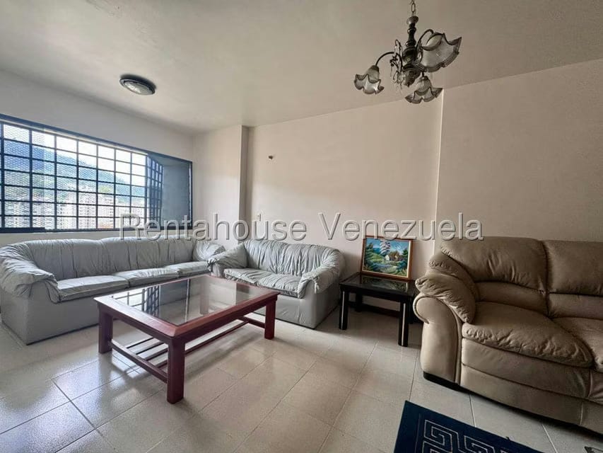 Apartamento (1 Nivel) en Venta en El Cigarral, Distrito Metropolitano - 8