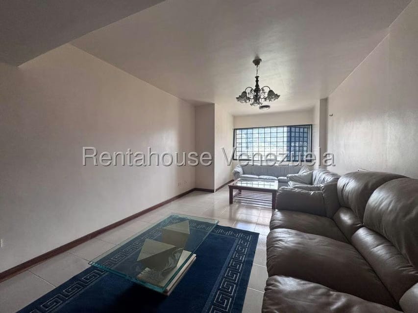 Apartamento (1 Nivel) en Venta en El Cigarral, Distrito Metropolitano - 9