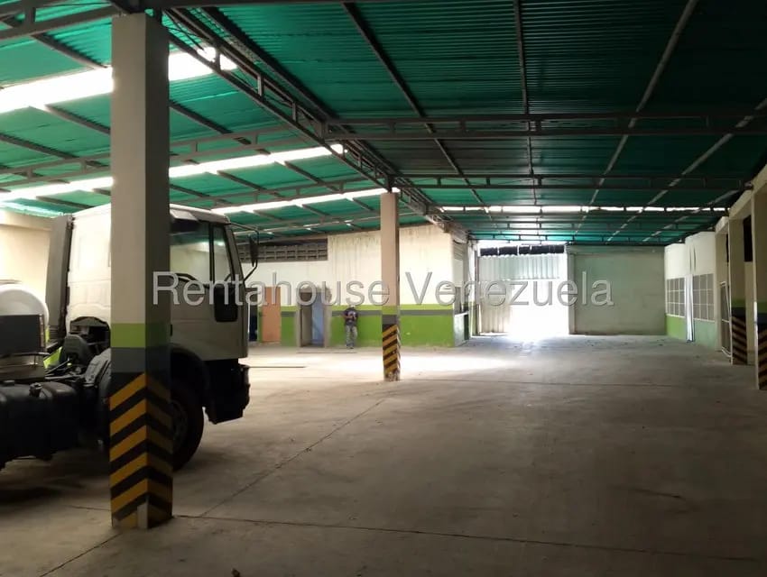 Comercial (Galpon - Deposito) en Alquiler en El Trigal, Lara - 20