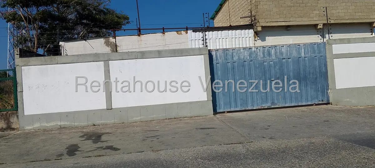 Comercial (Galpon - Deposito) en Alquiler en El Trigal, Lara - 10