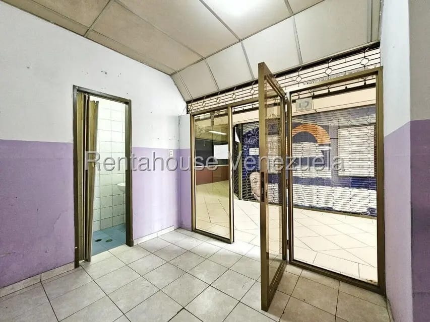 Comercial (Local Comercial) en Alquiler en Guarenas, Miranda - 18