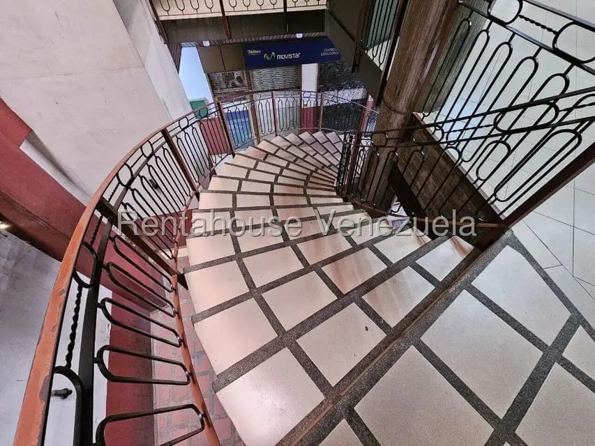 Comercial (Local Comercial) en Alquiler en Guarenas, Miranda - 3