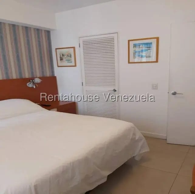Apartamento (1 Nivel) en Alquiler en Santa Eduvigis, Distrito Metropolitano - 14