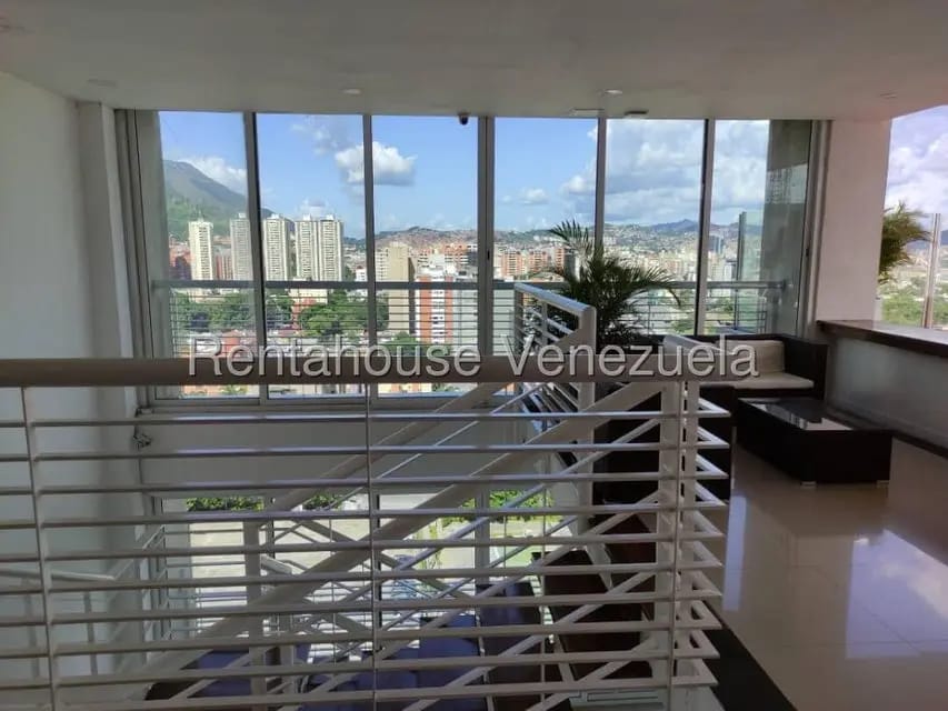 Apartamento (1 Nivel) en Alquiler en Santa Eduvigis, Distrito Metropolitano - 28