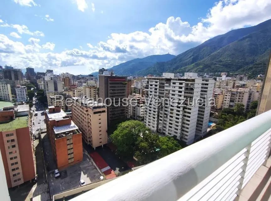 Apartamento (1 Nivel) en Alquiler en Santa Eduvigis, Distrito Metropolitano - 30