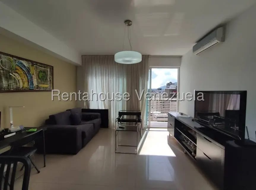 Apartamento (1 Nivel) en Alquiler en Santa Eduvigis, Distrito Metropolitano - 4