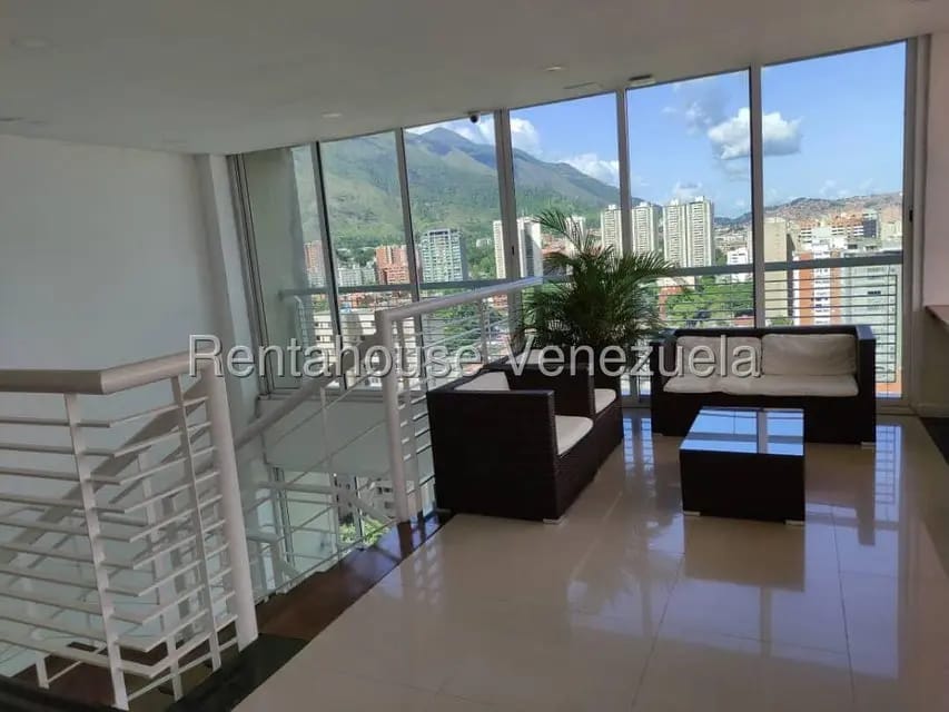 Apartamento (1 Nivel) en Alquiler en Santa Eduvigis, Distrito Metropolitano - 35