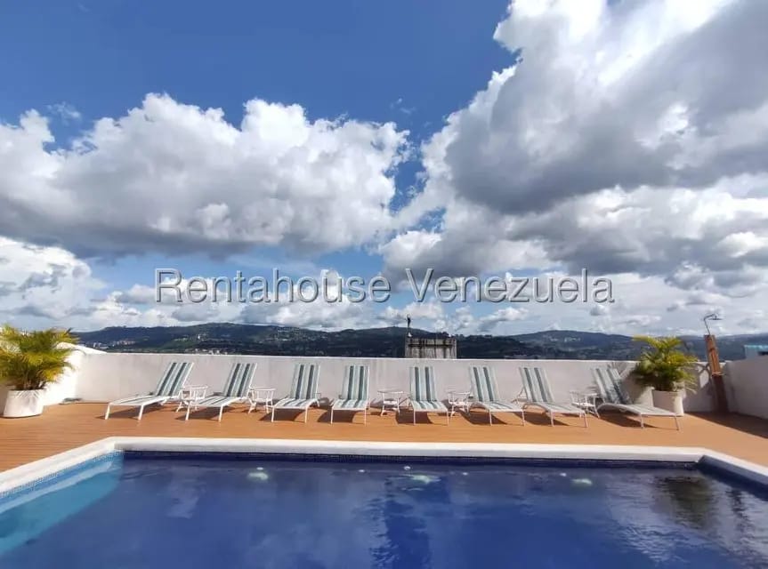 Apartamento (1 Nivel) en Alquiler en Santa Eduvigis, Distrito Metropolitano - 36