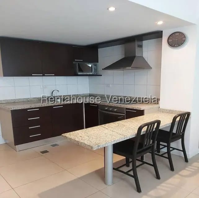 Apartamento (1 Nivel) en Alquiler en Santa Eduvigis, Distrito Metropolitano - 8