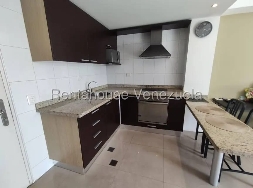 Apartamento (1 Nivel) en Alquiler en Santa Eduvigis, Distrito Metropolitano - 9