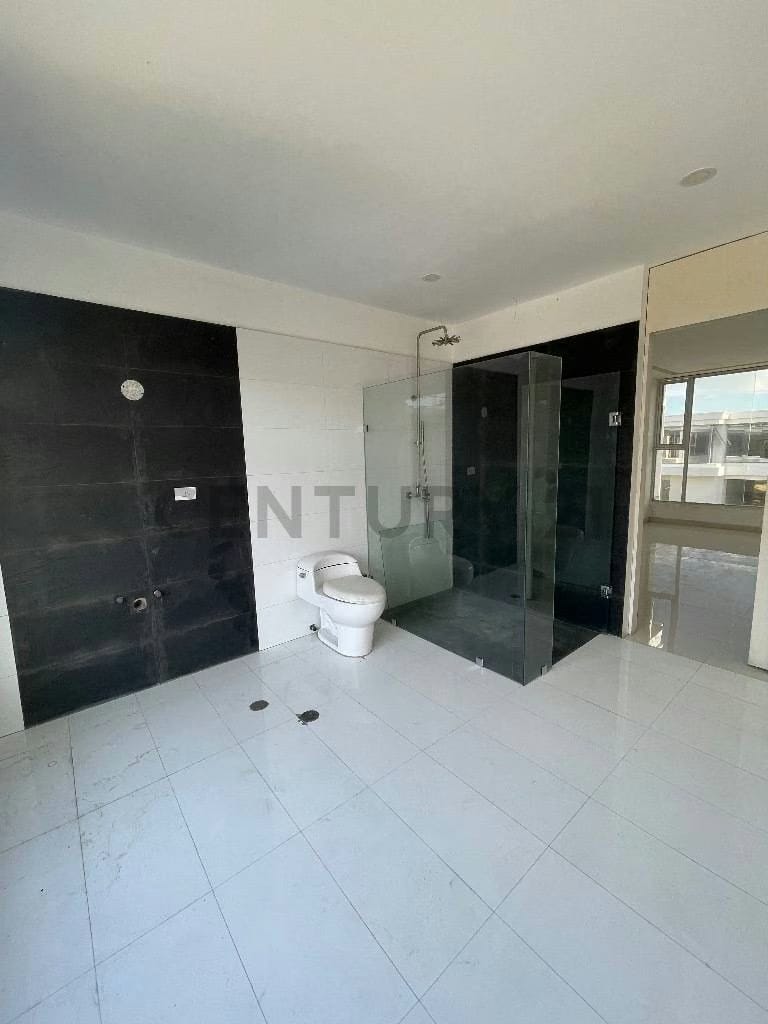 Venta de Townhouse Conjunto Residencial Los Robles, Alto Barinas Norte - 8