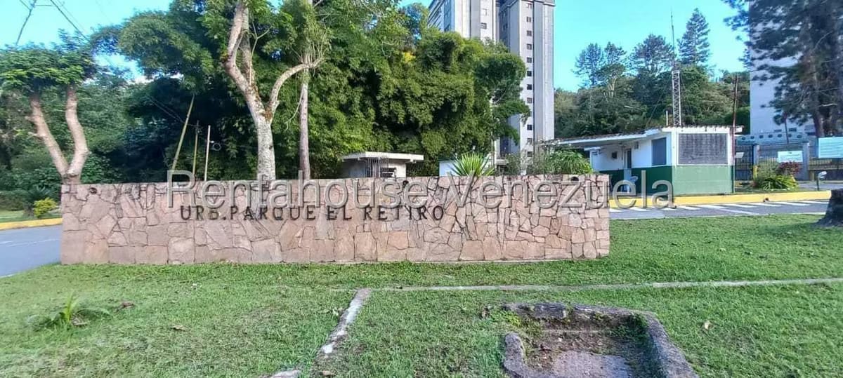 Terreno (Residencial) en Venta en Parque el Retiro, Miranda - 2