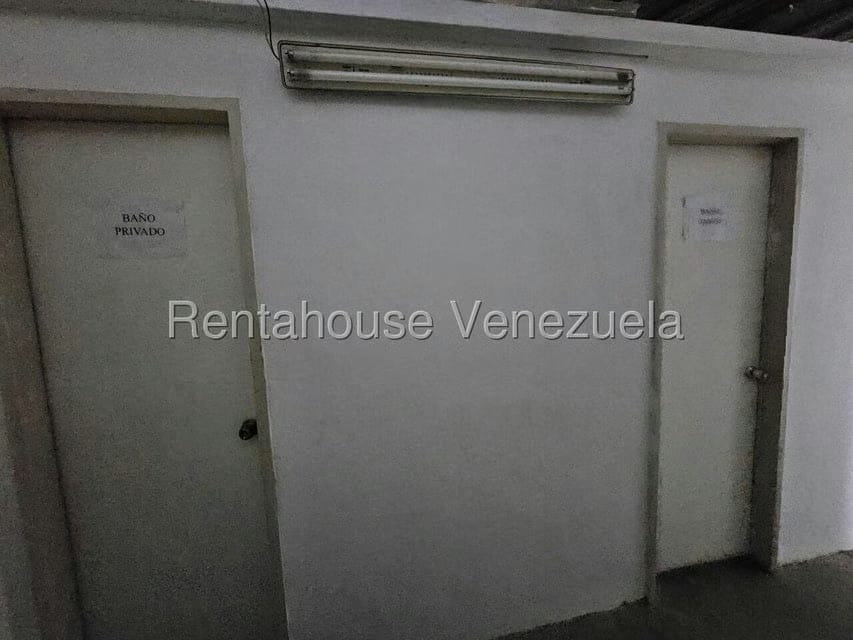 Comercial (Galpon - Deposito) en Alquiler en San Agustin del Norte, Distrito Metropolitano - 14