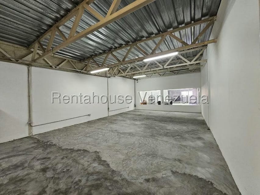 Comercial (Galpon - Deposito) en Alquiler en San Agustin del Norte, Distrito Metropolitano - 19