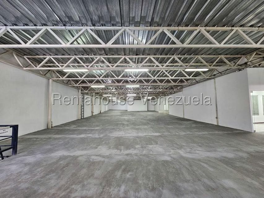 Comercial (Galpon - Deposito) en Alquiler en San Agustin del Norte, Distrito Metropolitano - 21