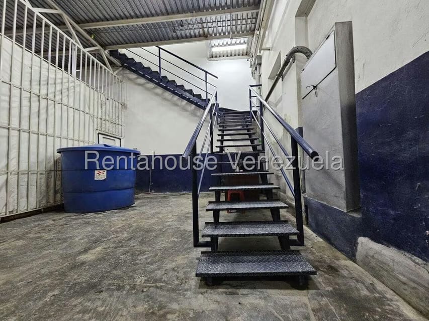 Comercial (Galpon - Deposito) en Alquiler en San Agustin del Norte, Distrito Metropolitano - 8