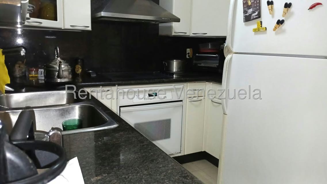 Apartamento (1 Nivel) en Venta en Las Esmeraldas, Distrito Metropolitano - 21