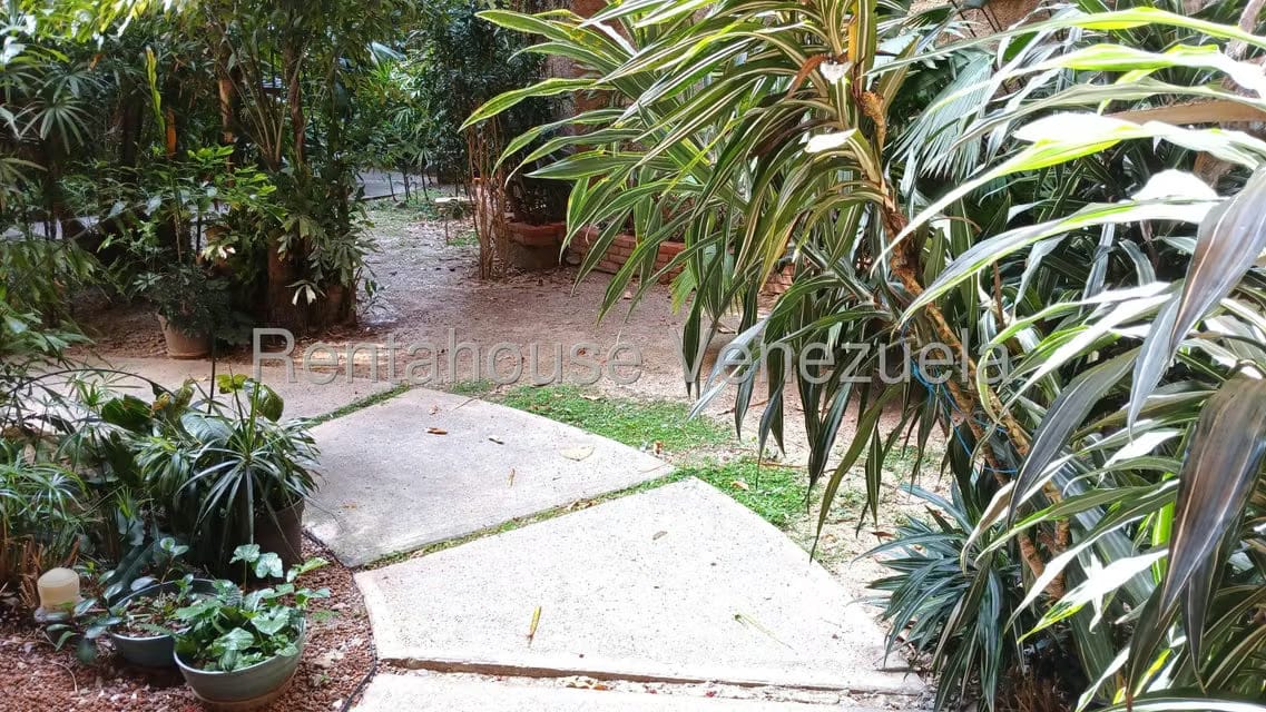 Apartamento (1 Nivel) en Venta en Las Esmeraldas, Distrito Metropolitano - 34