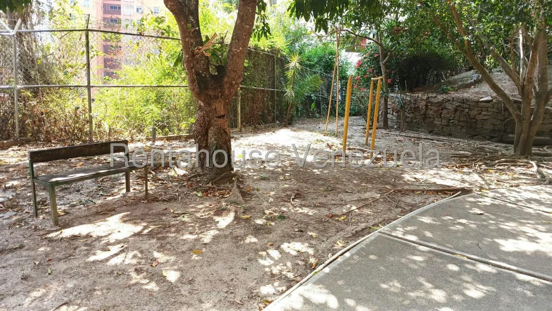 Apartamento (1 Nivel) en Venta en Las Esmeraldas, Distrito Metropolitano - 37