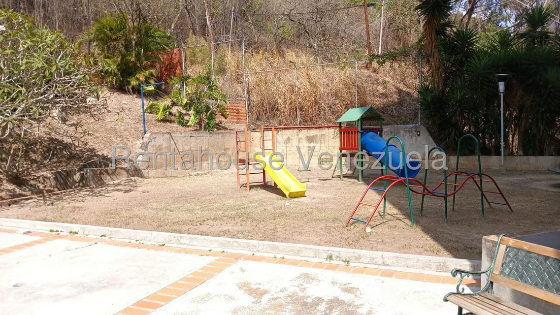 Apartamento (1 Nivel) en Venta en Las Esmeraldas, Distrito Metropolitano - 53