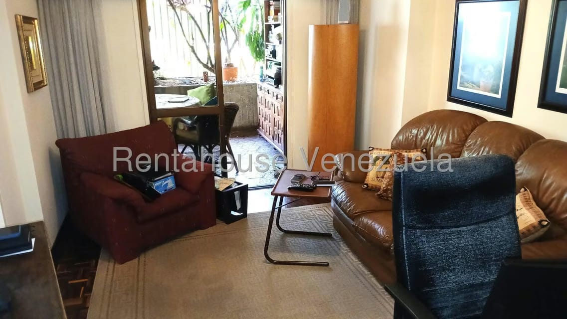 Apartamento (1 Nivel) en Venta en Las Esmeraldas, Distrito Metropolitano - 10