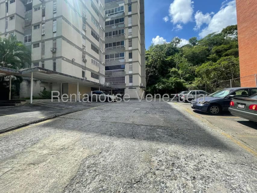 Apartamento (1 Nivel) en Alquiler en El Cafetal, Distrito Metropolitano - 14