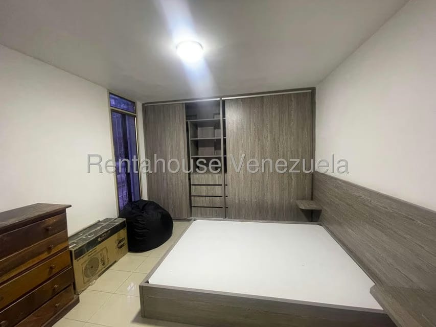 Apartamento (1 Nivel) en Alquiler en El Cafetal, Distrito Metropolitano - 9