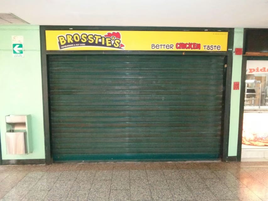 Comercial (Local Comercial) en Venta en Buenaventura, Miranda - 3