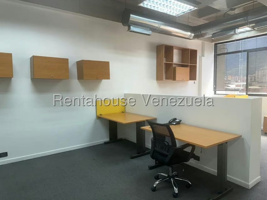 Comercial (Local Comercial) en Venta en Los Cortijos de Lourdes, Distrito Metropolitano - 14