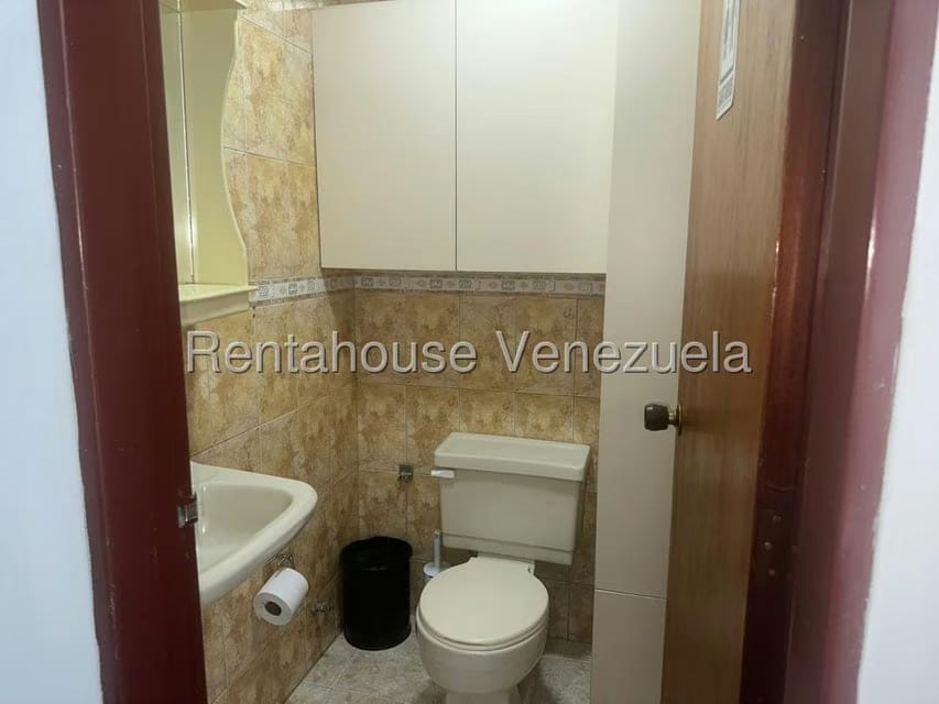 Comercial (Local Comercial) en Venta en Los Cortijos de Lourdes, Distrito Metropolitano - 20