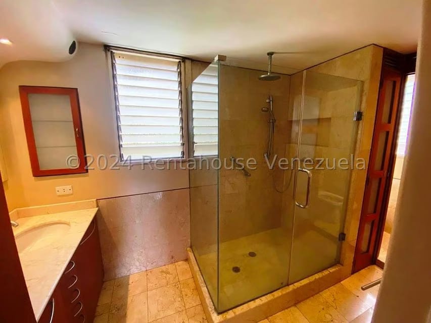 Apartamento (1 Nivel) en Venta en Los Samanes, Distrito Metropolitano - 20