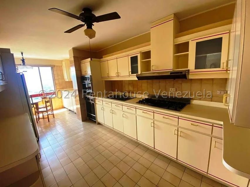 Apartamento (1 Nivel) en Venta en Los Samanes, Distrito Metropolitano - 30