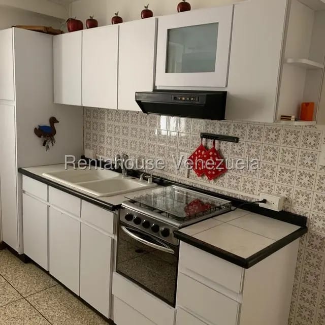 Apartamento (1 Nivel) en Alquiler en Colinas de La California, Distrito Metropolitano - 20