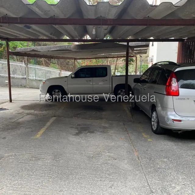 Apartamento (1 Nivel) en Alquiler en Colinas de La California, Distrito Metropolitano - 22