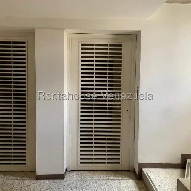 Apartamento (1 Nivel) en Alquiler en Colinas de La California, Distrito Metropolitano - 8