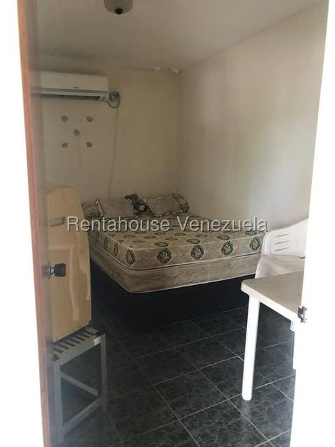 Casa (1 Nivel) en Venta en Corrales, Miranda - 17