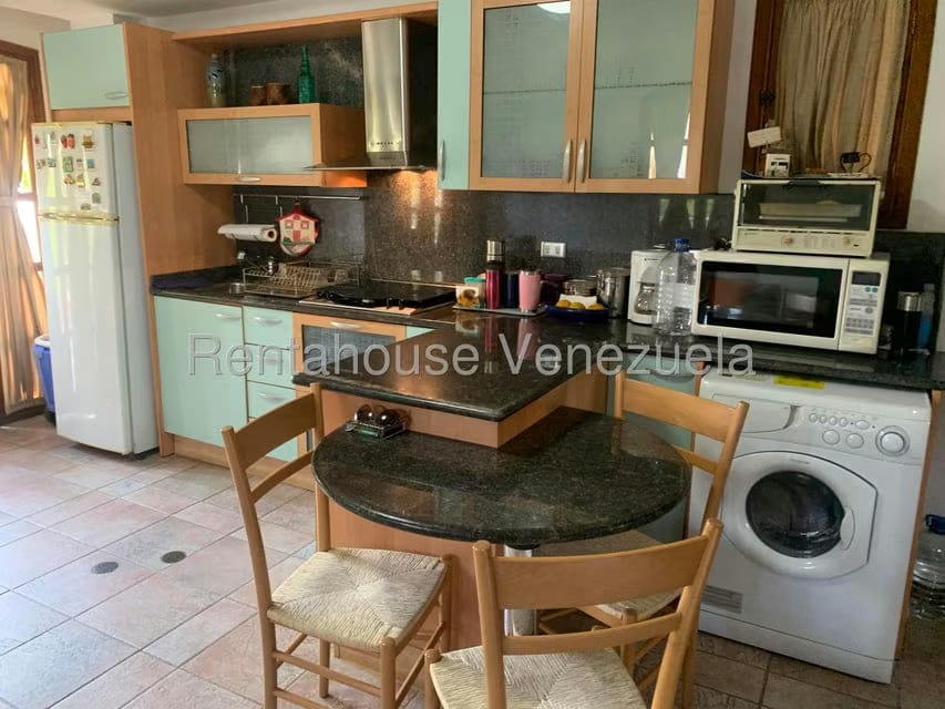 Apartamento (1 Nivel) en Alquiler en Av Americo Vespucio, Anzoategui - 4