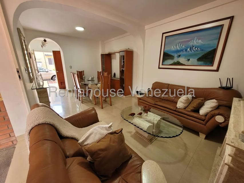 Townhouse (Duplex) en Venta en Santa Maria, Miranda - 3