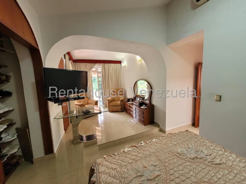 Townhouse (Duplex) en Venta en Santa Maria, Miranda - 29