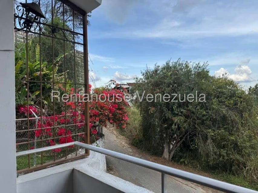 Casa (Multipes Niveles) en Venta en Las Salias, Miranda - 35
