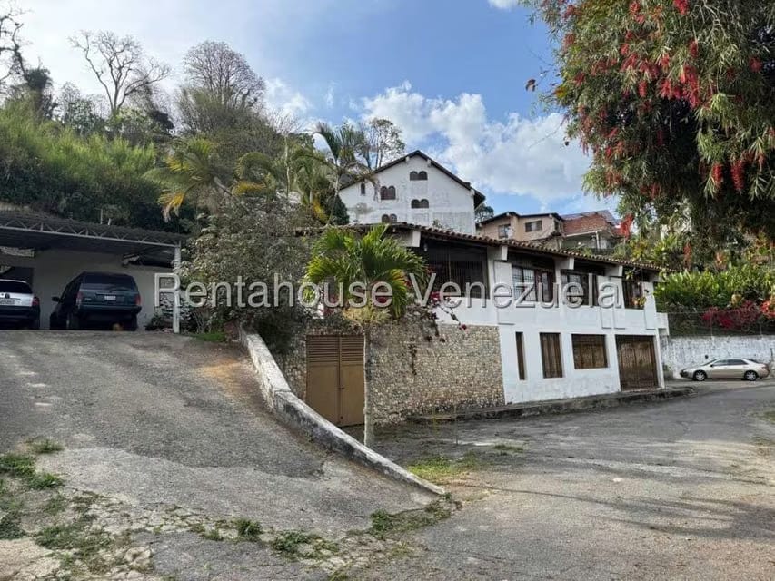 Casa (Multipes Niveles) en Venta en Las Salias, Miranda - 42