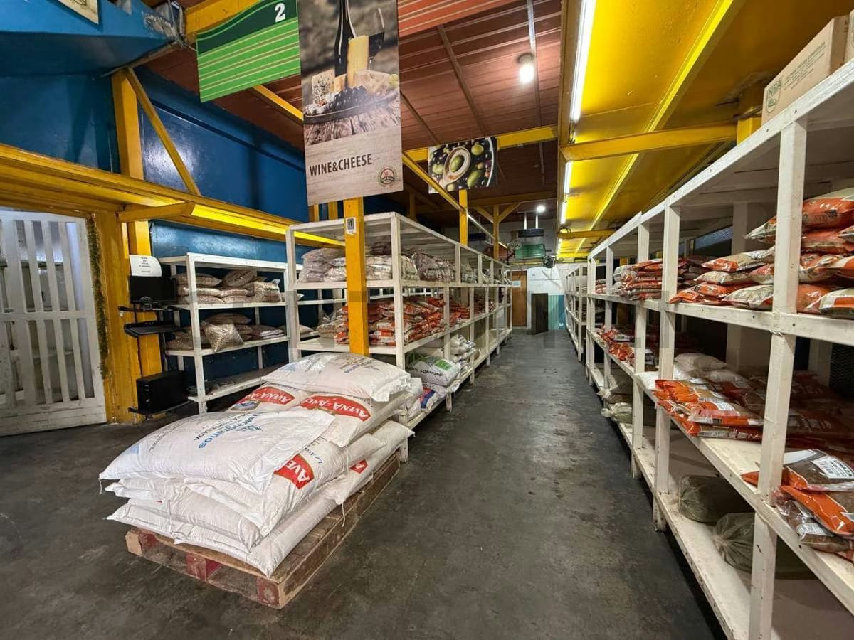 Venta 3 Edificios Comerciales El Cementerio Caracas - 14