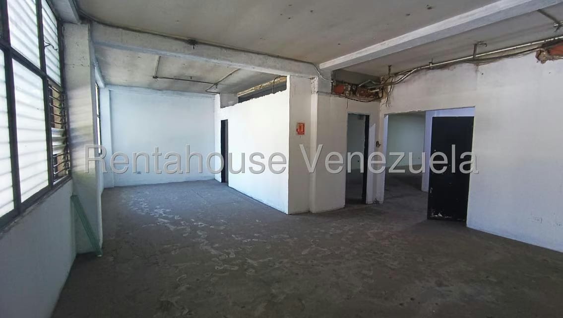 Comercial (Local Comercial) en Alquiler en Catia, Distrito Metropolitano - 5