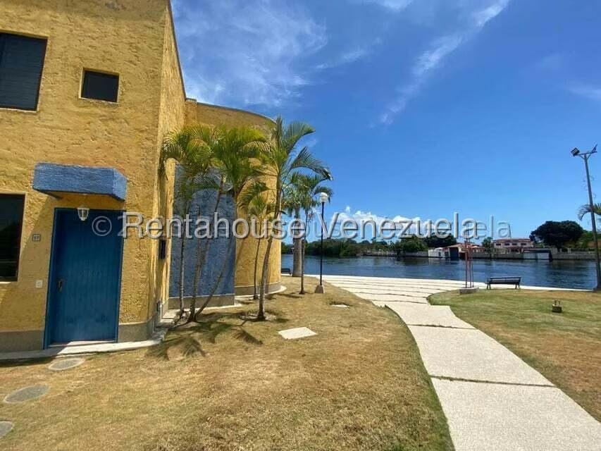 Townhouse (Duplex) en Venta en Puerto Encantado, Miranda - 17