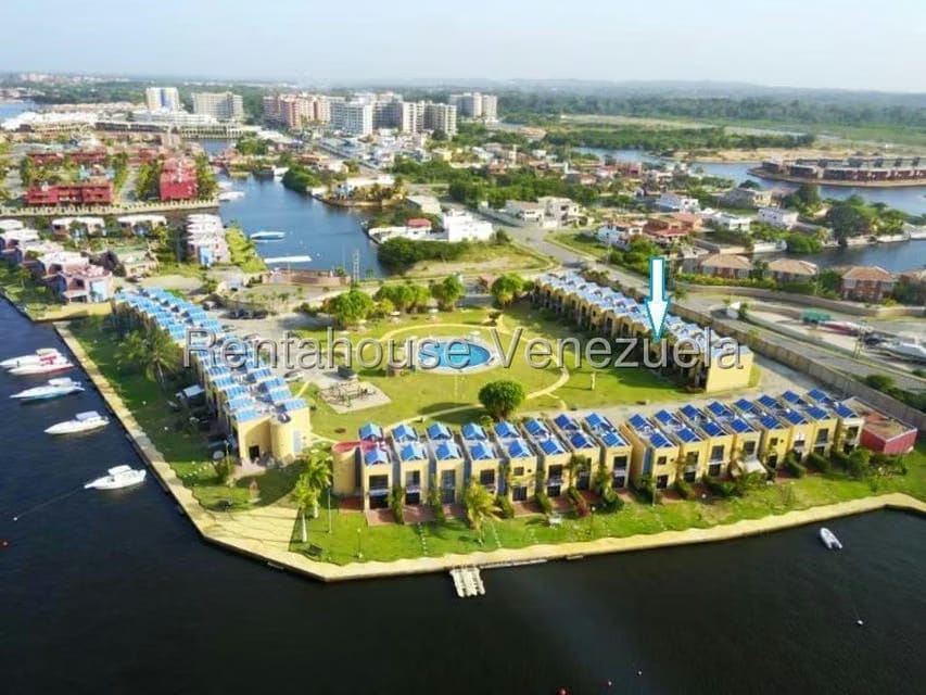 Townhouse (Duplex) en Venta en Puerto Encantado, Miranda - 22