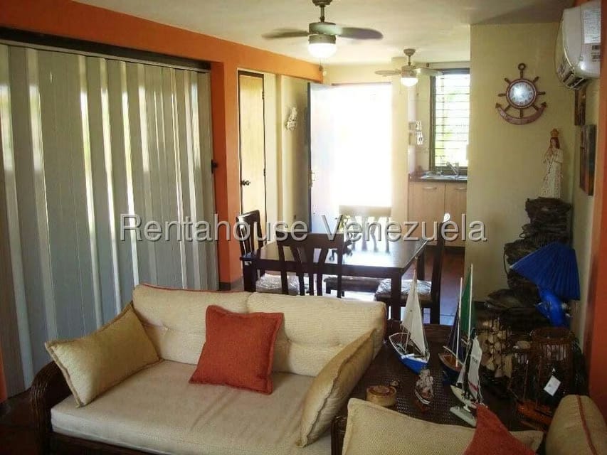 Townhouse (Duplex) en Venta en Puerto Encantado, Miranda - 9