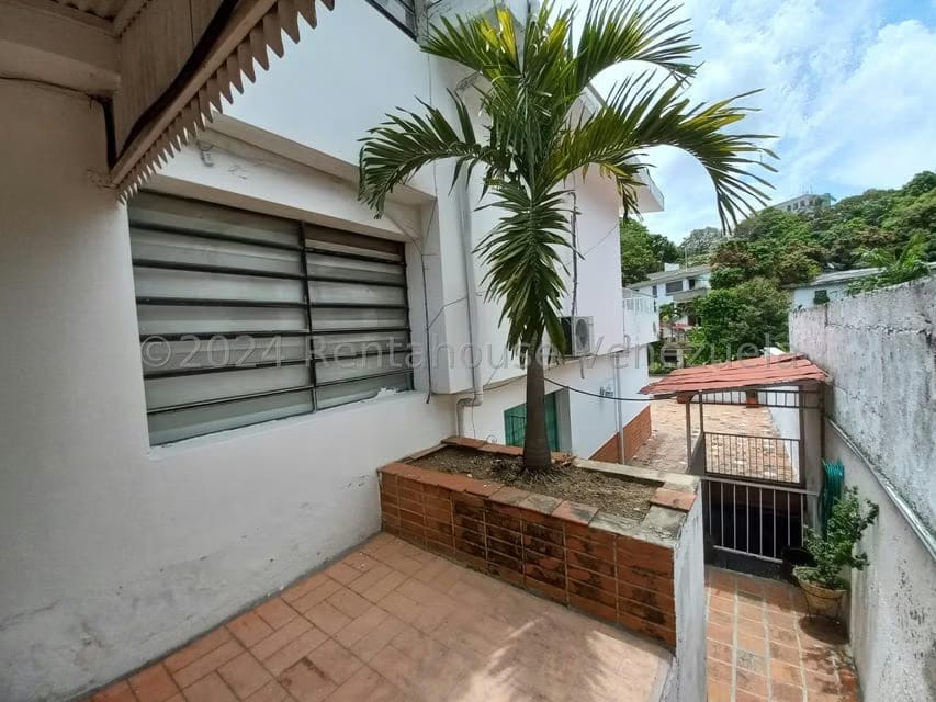 Casa (Multipes Niveles) en Alquiler en Prados del Este, Distrito Metropolitano - 67